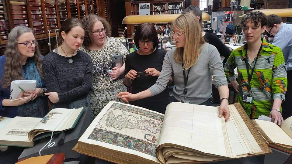 lcale2's tweet image. What bit of London do you miss most? For me it's @BritishMuseum Prints &amp;amp; Drawings, but reading Mpalive Msiska's @TheAfricaCentre brought back early memories of coming to London. #BBKArtsWeeks has produced a micro-archive of missing London: bbk.ac.uk/annual-events/… @birkbeck_arts