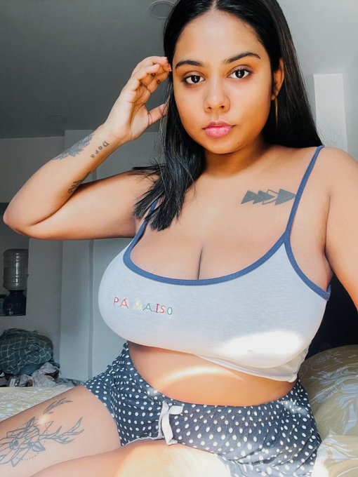 Watch Oasi Das's leaked NSFW photo on TwXstars