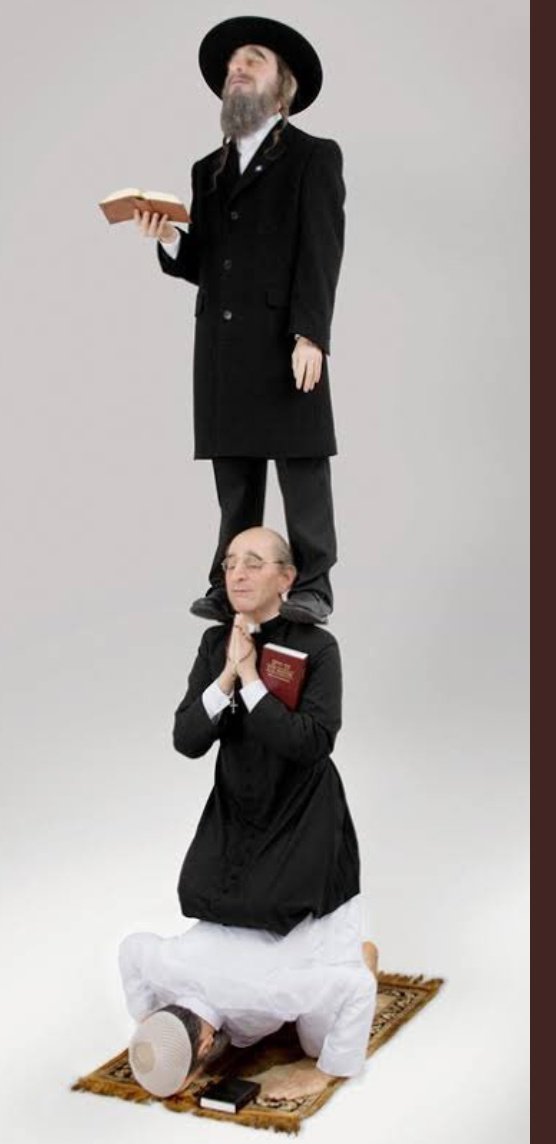 еврей мусульманин христианин скульптура. статуя в испании мусульманин, христианин и еврей. статуя еврей христианин и мусульманин. скульптура мусульманин христианин и иудей. статую мусульманин христианин.