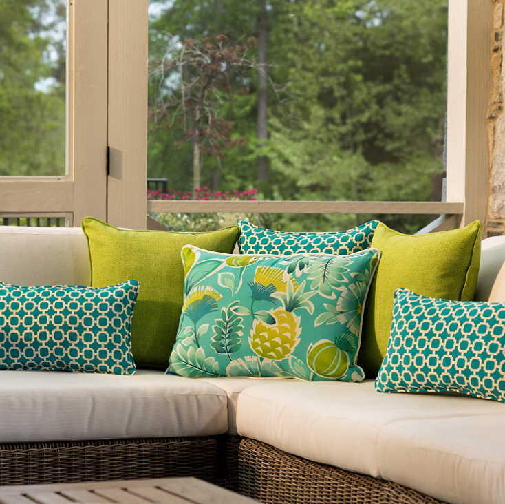 ORWW_Edmonton's tweet photo. 💙💚💛💜Add color and comfort with throw pillow! 💙💚💛💜 https://t.co/CgEbWcnLO1