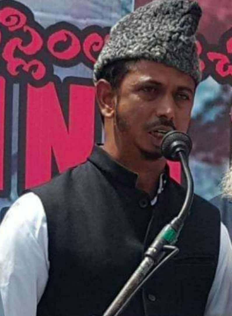 mdmoizsohaib's tweet photo. آہ آہ آہ ۔۔۔۔۔ خالد حسین قیصری کے مالک حقیقی سے ملنے اور ہم سے بچھڑنے کا غم ابھی تازہ ہی تھا کہ اب ضیاء الدین محمدی ۔۔۔ 
اللّه ان ہیروں کو جنت میں جڑ دے ۔۔۔ https://t.co/ORyr4qSV3A