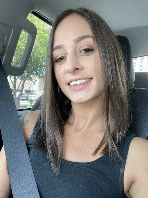 You like my new hair? 😱😌 https://t.co/v1p2OpdULk