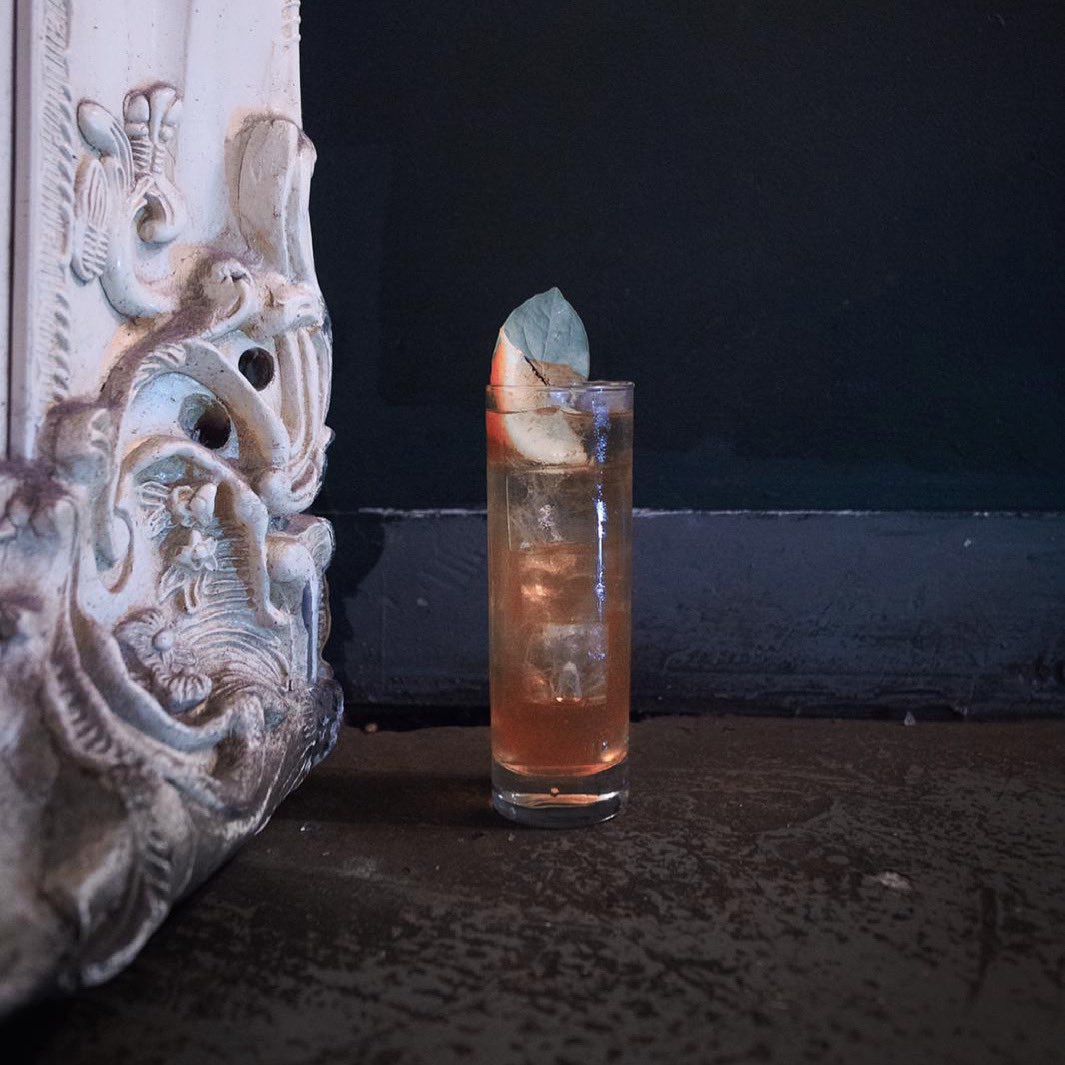LookingGlassE2's tweet photo. Aaaaand just like that, we are back! 💫 Join us for cocktails &amp; house music, until 2am! https://t.co/llwdzBIA0r