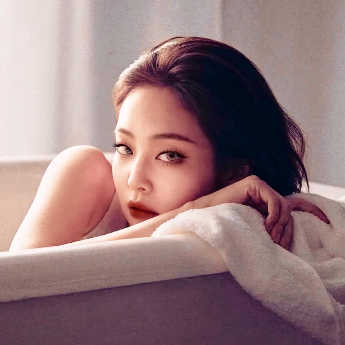 #แจกดิส เจนนี่ JENNIE
-ห้ามรีอัพใหม่
-ใส่ชื่อตัวเองได้เลยครับ
-ห้ามนำไปใช้เชิงพาณิชย์
-ห้ามแจกต่อ
-พลิกด้านได้นะครับ
รีทวิตก่อนนำไปใช้ (มีต่อเมนชั่น)
ใช้ติด #KhunThandisx🤍✔️