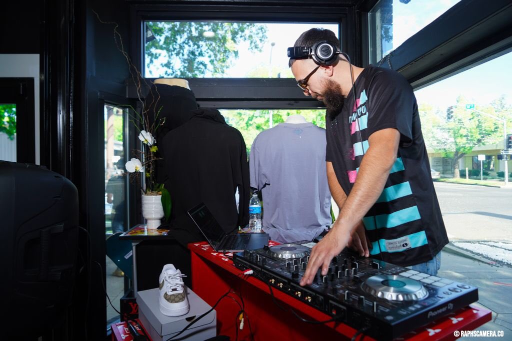 SantanaMUSTDIE's tweet image. Another week of solid events down.

Thank you 2 everyone 4 the constant support.

Some shots from the Hollywood Kicx event by @raphscameraco.