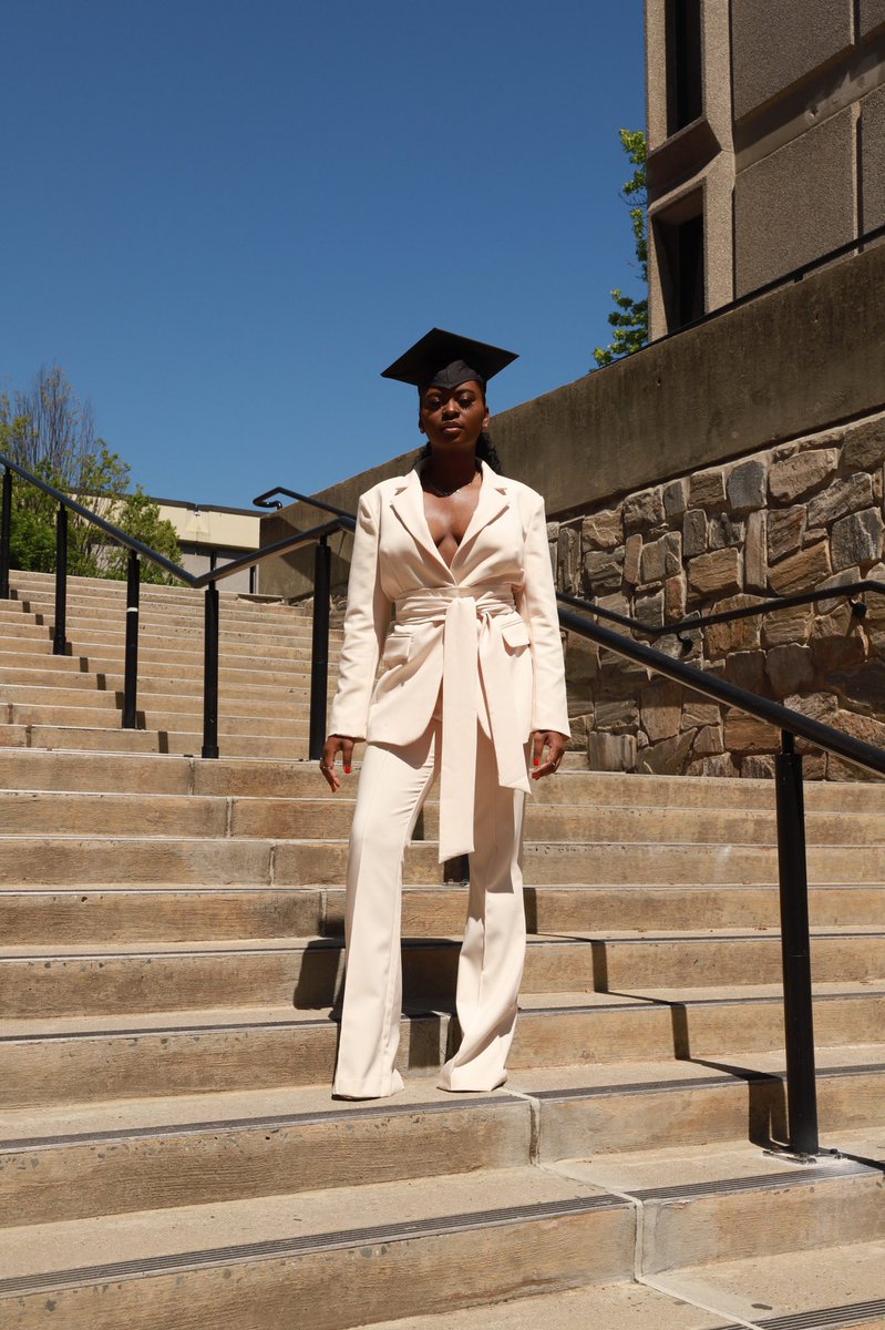 willana__'s tweet photo. Bachelor of Science in Leadership and Management 🎓🍾 https://t.co/0XMp9Y6xfc