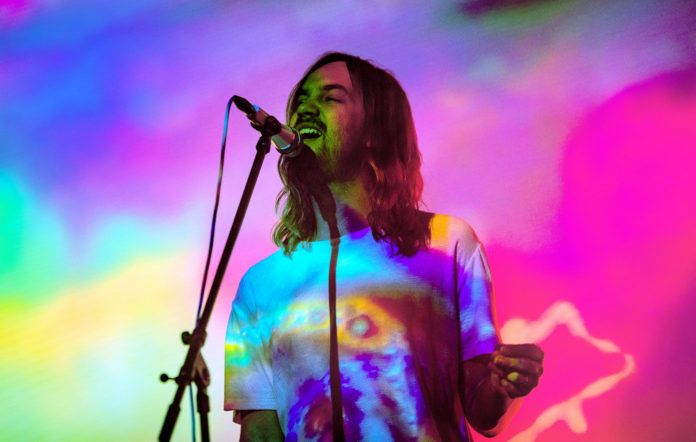 eMastered (@_emastered) on Twitter photo Reverb (something <a href="/tameimpala/">Tame Impala</a> uses masterfully) can make or break your song depending on how it's used. Avoid common mistakes people make with reverb, and learn to make it fit your tracks perfectly with our in-depth blog post.
#emastered #musicproduction #reverb Reverb (something <a href="/tameimpala/">Tame Impala</a> uses masterfully) can make or break your song depending on how it's used. Avoid common mistakes people make with reverb, and learn to make it fit your tracks perfectly with our in-depth blog post.
#emastered #musicproduction #reverb