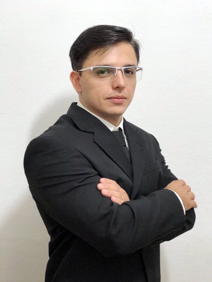 DNenoki's tweet image. Confie no teu potencial, acredite nos teus sonhos e mantenha os grandes amigos por perto. "Se quiser nadar entre os tubarões é melhor se tornar um deles. - Roberto Justos" 
#NewProfilePic 
#sucesso 
#direito 
#empresarial 
#Tecnologia 
#blockchain 
#smartcontracts