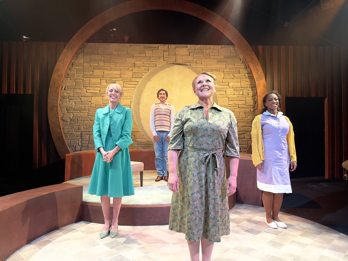 Southwark Playhouse tweet media