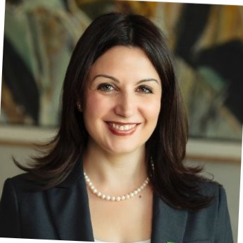 RetailCouncil's tweet photo. Vanessa Iarocci, CEO of McCarthy Uniforms, describes what she brought to the table when she became the head of a retail company coming out of insolvency - and what she has learned along the way. #VoiceOfRetail #podcast https://t.co/XhKGtr8iWF https://t.co/V7F4uPHj1C