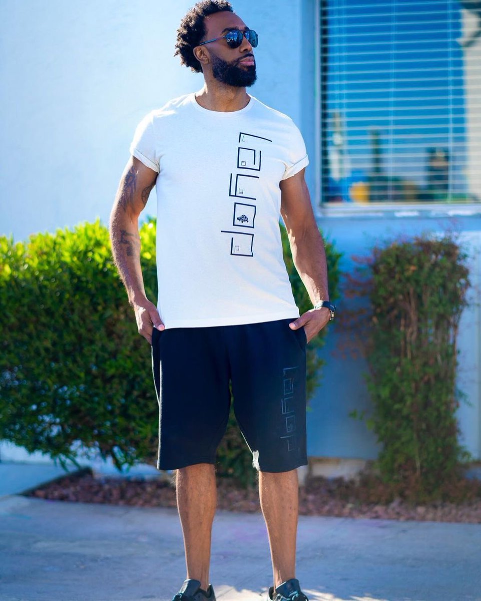 layop's tweet image. VIP fam, have your checked your emails? 📧 

If not, you may want to hurry and do so.🤞🏾

We’ve been telling you VIP status has its perks! 💯

LAYOP.com

🐢®🌊🏄🏽‍♂️😎✌🏾❤️

#Exclusive #VIP