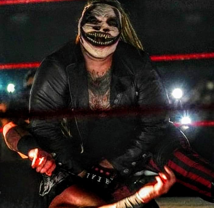 WickedWindWitch's tweet photo. You, @WWEBrayWyatt light the way for us. That light will never, ever diminish. #IBelieveInBrayWyatt #TheFiend #FireflyDevotion #DailyDevotionsToBray #FireflyDevotionals #FireflyFamily #KultofWindham #LetHimIn #BrayWyattForever #AngelWithBurntWings https://t.co/7HR7CM6uoh
