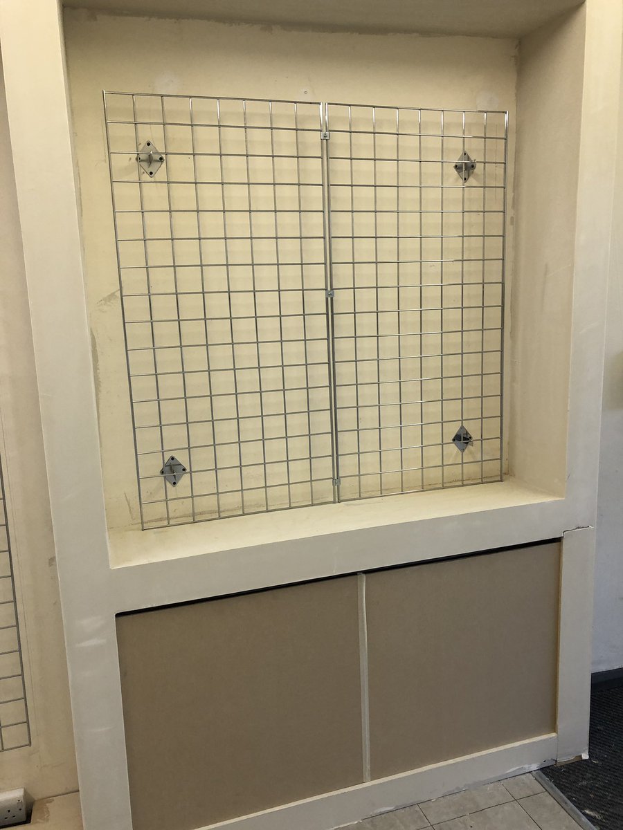 topbrum's tweet photo. @DTassoc @KellettDT @DesignMuseum ‘The Wall’ @elycollege D&amp;T looking superb thanks to our technician. Grid wall mesh brackets up and now we can move onto painting. Love seeing an idea develop and evolve. This is going to be cool. 🕹📻📽☎️📺👍#climateforlearning #display https://t.co/75zSHSOREh