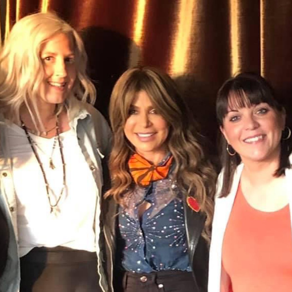 paulaabdul4ever's tweet image. Photos of Paula Abdul in Buffalo over the weekend