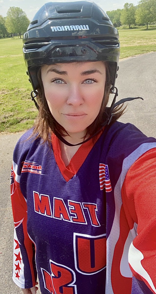 ahhh_man_duh's tweet image. The Alpha One Pro bucket by @WarriorHockey is second to none... 

80 and sunny never looked better!

#BecauseItsTheCup 
#WarriorVIP