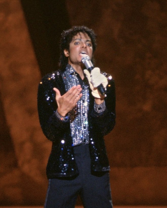 BlackMJLegion's tweet photo. 📷: https://t.co/2gAwzSOm2P