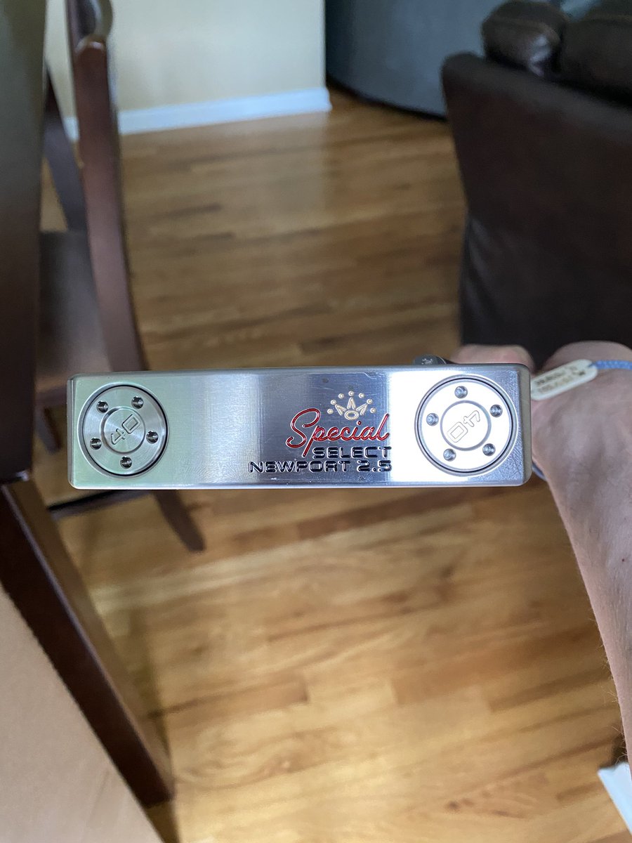 MMancini74's tweet photo. My Scotty Cameron putter finally came in. No more 3 putts guaranteed!! @bryangoettel @Brice_Butler @jerrykelly13pga #scottycameronputter https://t.co/Q1hY5qCRfo