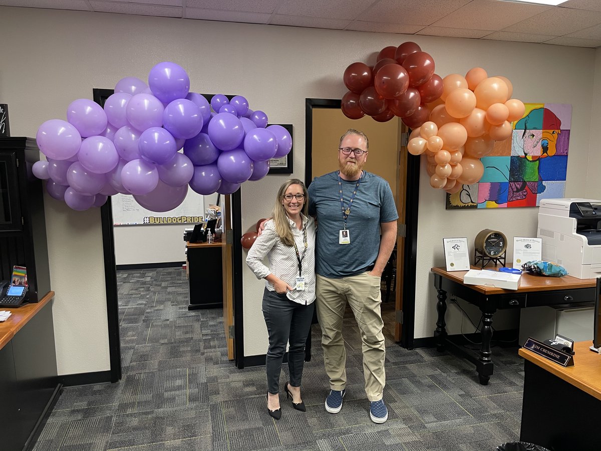 Most folks didn't know that there is a School Communicators Day (probably because we didn't tell anybody), but <a href="/TaryneEWEup/">Taryne Dismuke</a> knew! Thanks for this sweet surprise! #RCISDJoy