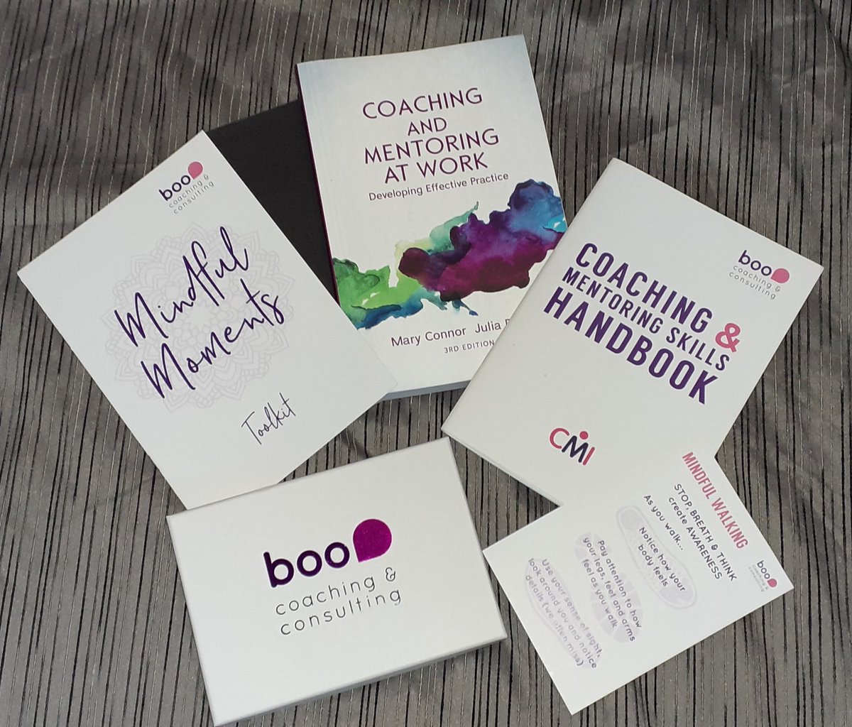 Laura Ross tweet media