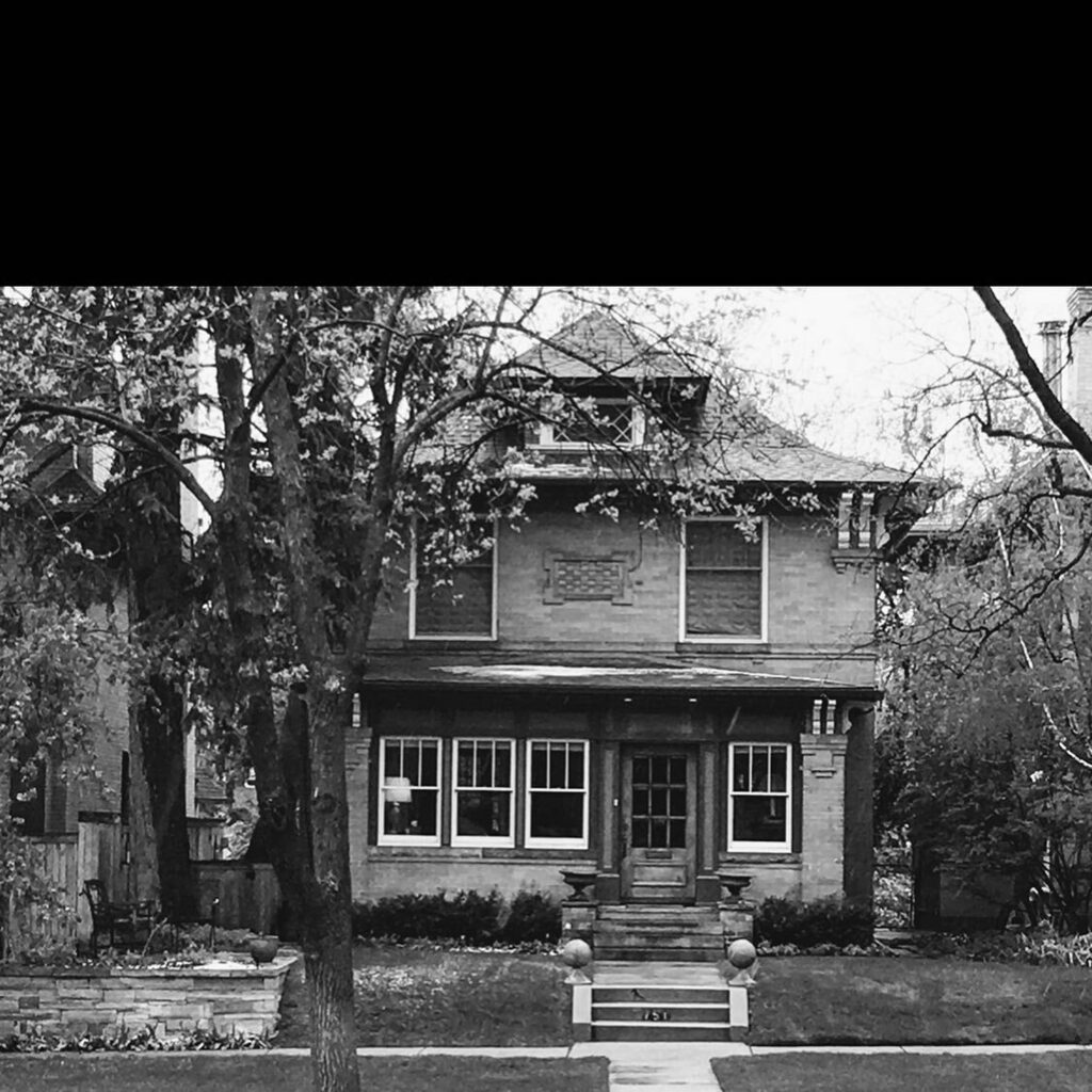 bongofury's tweet photo. 16_0429: Cheesman Park Esplanade
#blackandwhite #blackandwhitephotography #latergram #house #home #architecture #neighborhood #cityscene #nofilter #icviews https://t.co/F6iTv4Y2cv https://t.co/qw8E1hN3v7