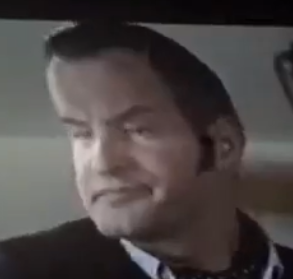 naelizdol's tweet photo. Quel plaisir de re-regarder OSS117 sur mon projecteur à cheval sur le plafond, on a bien ri ! https://t.co/K3bx22J5Ha