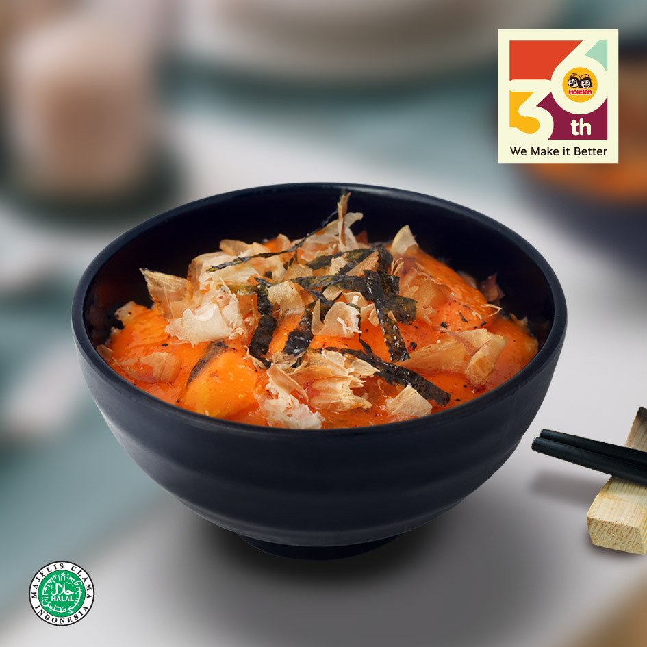 HokBen's tweet photo. Pesan Salmon Mentai yuk... 
Rasanya juara banget dah...
Kandungan vitamin &amp; gizinya banyak. Mood naik, plus tambah sehat.⁣
Biar gak usah repot, order via Gofood atau Grabfood ya masih diskon sampai 50.000*
⁣
#HokBenWin #SalmonMentai #Lezat #HealthyFood #JapaneseFood #Halal https://t.co/lY2eLNWiAW