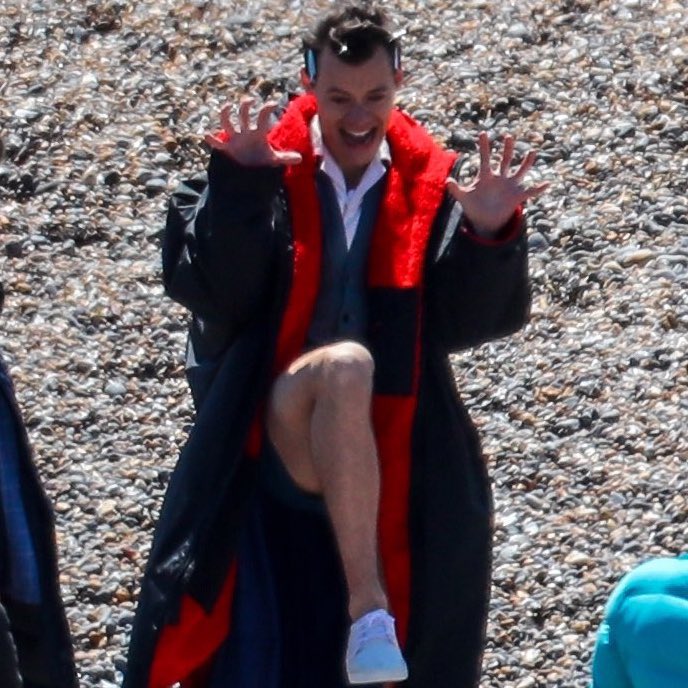 hrryvalid's tweet image. hiiii @7Osloveontour hrry is just checking in to remind you that you are so valid and we love you