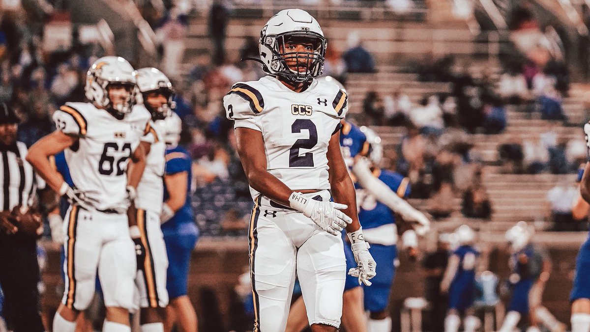 deion_lewis1's tweet photo. Due to unexpected events, I would like to thank Hanover College as I have now decided for the next 4 years to play at Tusculum University. Thank you to the coaching staff at Hanover and at Tusculum University. Go pioneers!!🟠⚪️@TUCoachEdwards @TusculumFB @TUcoachO @ccsfootball1 https://t.co/3BT2yQKE6a