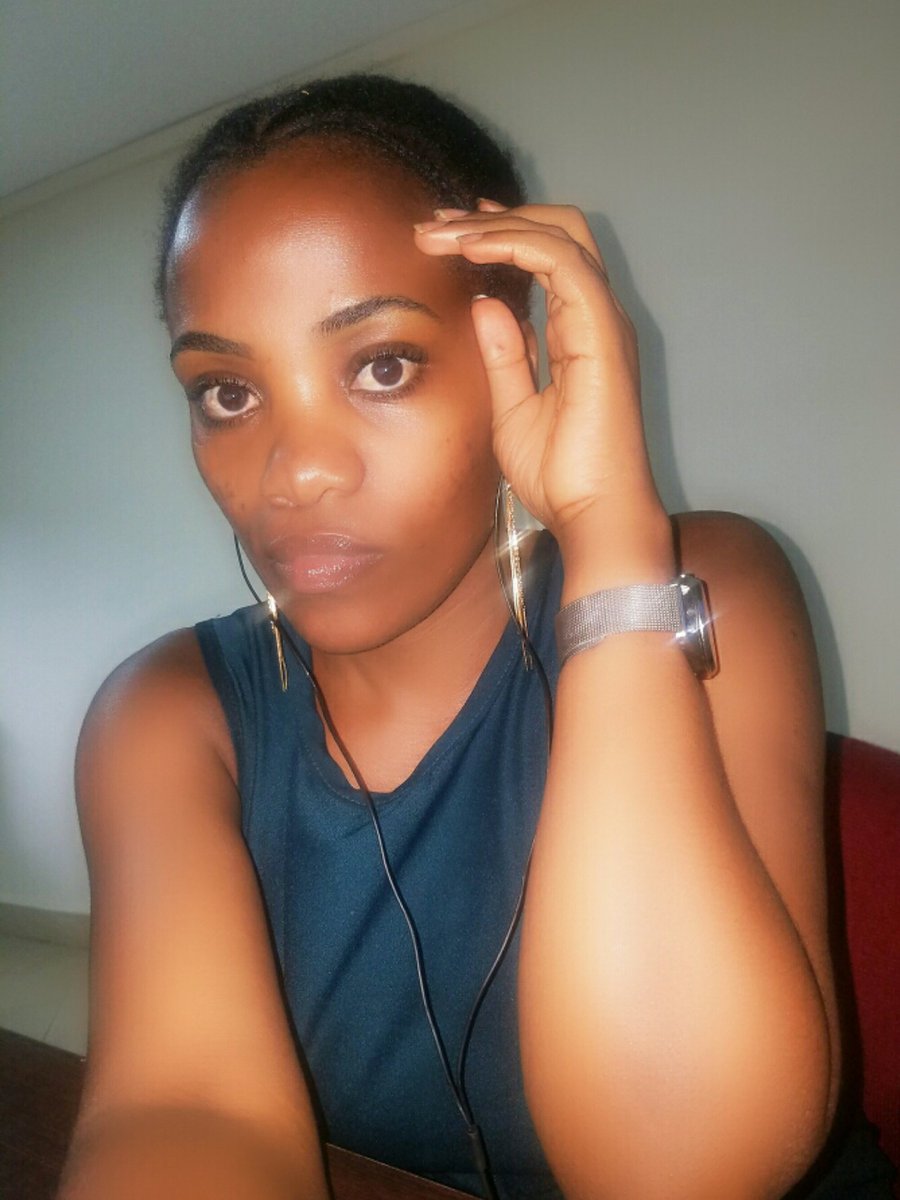 ebahsum's tweet image. Heyooo fam💚💚 Thank you for 4k.... keep them coming, I do follow back 😊😊😊