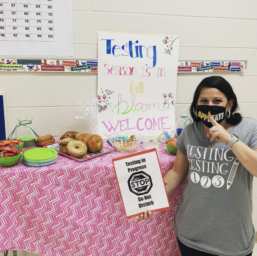 dgreener20's tweet photo. Testing Testing...123! Testing Season has begun and this testing coordinator is so grateful for all amazing team @WhiteOakElem ππ Way to Rock It on Day 1!! #testingseason #EOGtime #WeGotThis @WCPSSTesting https://t.co/OYCzjUuWI4