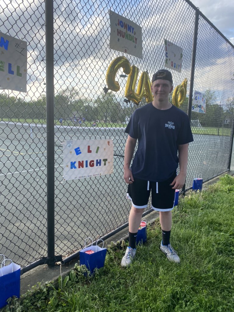 Leslie Knight tweet media