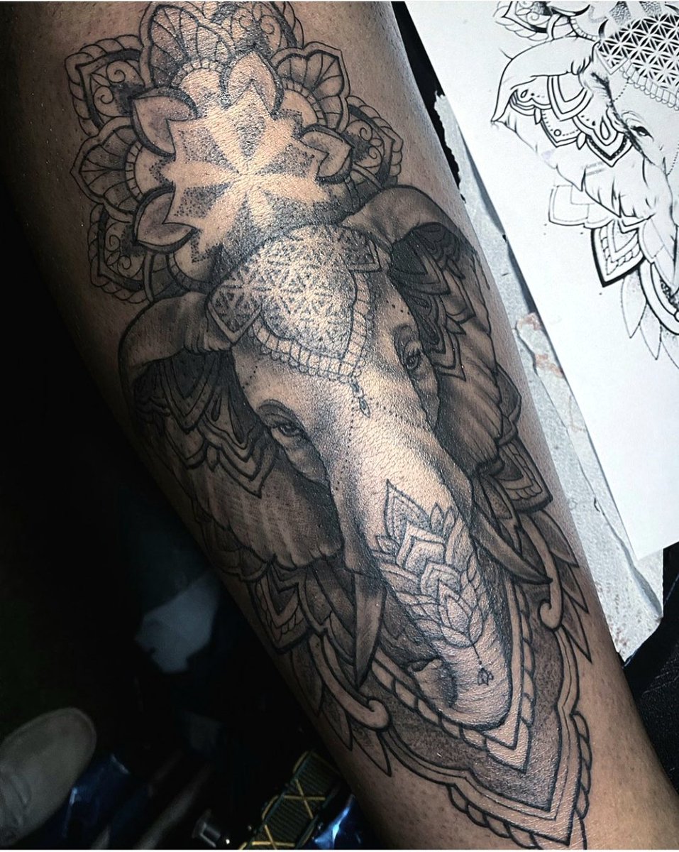 Busisiwe tweet media