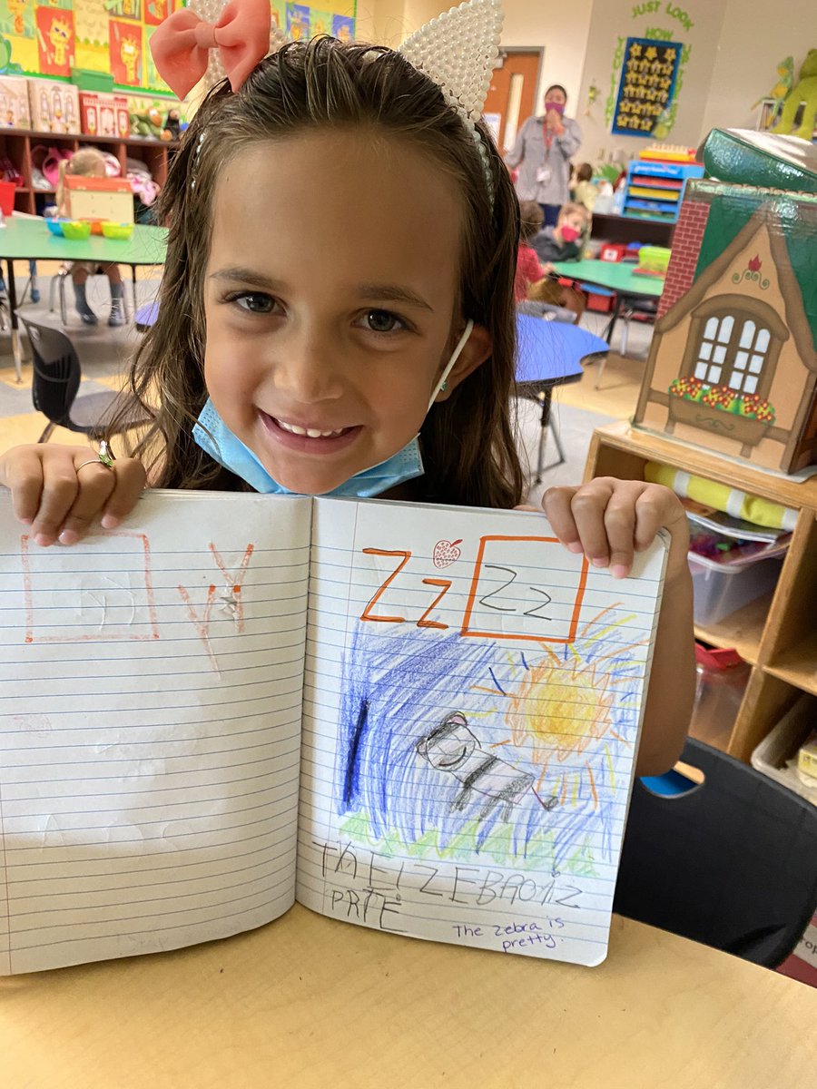 nanajofletcher's tweet photo. #vbe #vbevibe #journals #prek #vpk #letterZ #readyforK https://t.co/IaQhKCXujZ