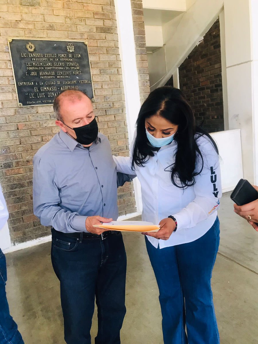 En #GuadalupeVictoria, se llevó acabo el Encuentro Campesino con la candidata a diputada federal <a href="/lulymtze/">Luly Martínez</a>, donde le solicitamos que de llegar a la Cámara de Diputados, se reactiven los programas para la productividad del campo