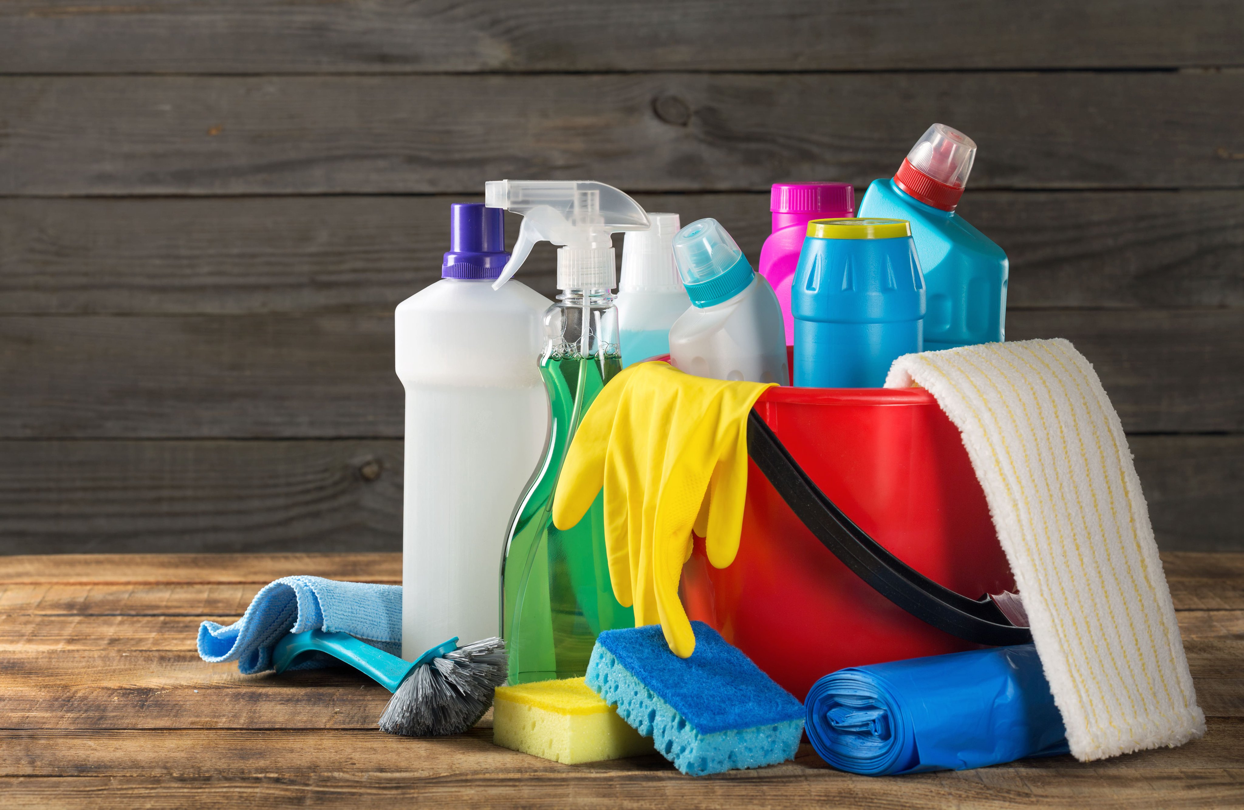 How Safe Are the Cleaning Products in Your Household?