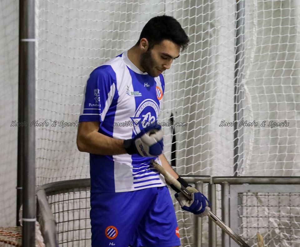 Reconec que aquest maig està sent emocionalment molt dur. Toca dir adéu a @Sec_Espanyol a un jugador que ho ha donat tot com <a href="/marcanelas5/">Marc Cañellas</a>. El franc tirador d'El Vendrell a qui trobaré molt a faltar. Ara qui em farà bromes als viatges por tota Espanya. Un crack immens #rcde