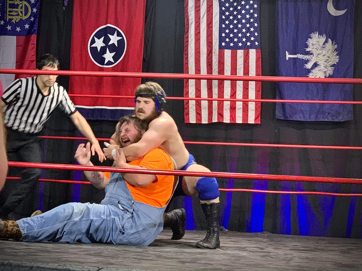 TheonlyBusterD1's tweet photo. Buster dooley vs. Noah Hossman
5-16-2021 on 505 live @RealRickyMorton
#WWE #AEW #IMPACTonAXSTV #wrestling #HILLBILLY #505live https://t.co/7jA3gg2ULl