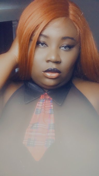 Alil something something 😘  Follow my onlyfans it&rsquo;s currently free 😜🥰 https://t.co/6g0kOqZkXF https://t