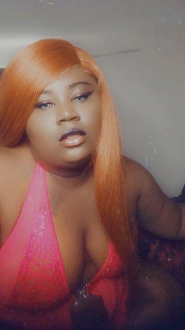 Alil something something 😘  Follow my onlyfans it&rsquo;s currently free 😜🥰 https://t.co/6g0kOqZkXF https://t