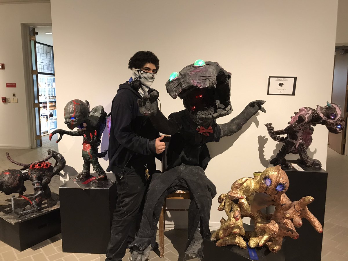 mojoartdojo's tweet image. Congratulations to Maggie Augesen &amp;amp; Jabez Flores on being awarded as the top visual art students at this year’s senior awards banquet! @ECISD_FineArts @EctorCountyISD @OdessaArts @CatArtMagazine1