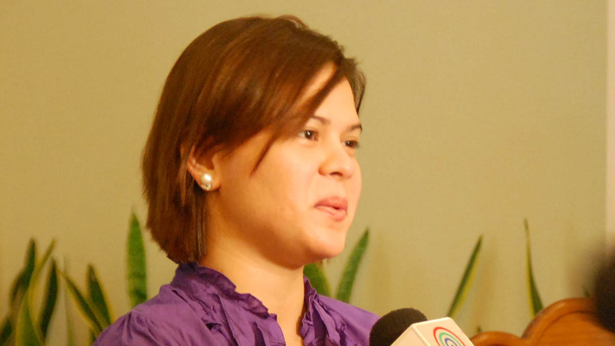 asean_today's tweet photo. Rodrigo Duterte and his daughter, Sara Duterte, continue to insist that she will not run in next year’s presidential election. However campaigns in support of her potential candidacy are growing, writes @UmairJamal15 

https://t.co/YbbIVihI8F https://t.co/aaH5lhe7ZV