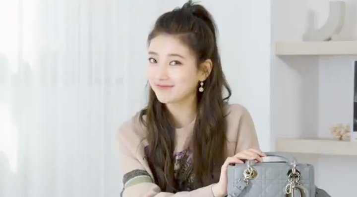 RrandomTs's tweet photo. These😍Bae Suzy https://t.co/DjuyNZGxoY