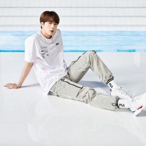 E1o8_RkVIAA2w0K?format=jpg&name=small