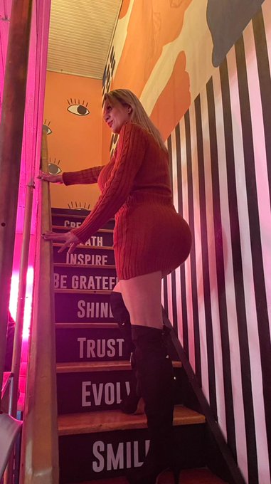 💞👄💋 https://t.co/DX7OGJlIwC