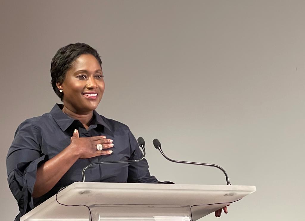 lisa opoku net worth - Ilustrasi 2