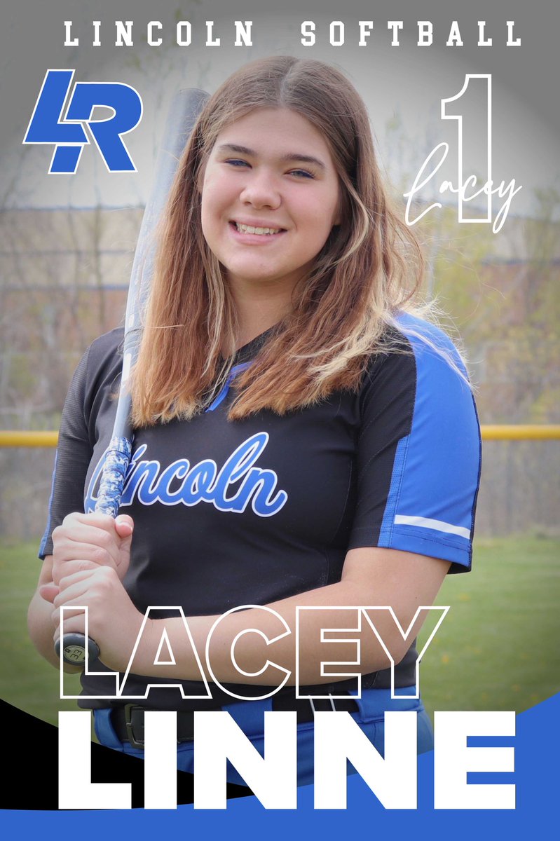kate_moff's tweet photo. SPLITTER SCORE UPDATE 🥎🔵⚪️
Game Two Final against Pinckney:
Lincoln - 5
Pinckney - 0
Senior Night Sweep 🧹 ✅
We love you Lauren, Lacey, Harper and Madison💙
#SplitterSoftball #WhyNotUs #ThankYouSeniors https://t.co/SqPsAfAIiU