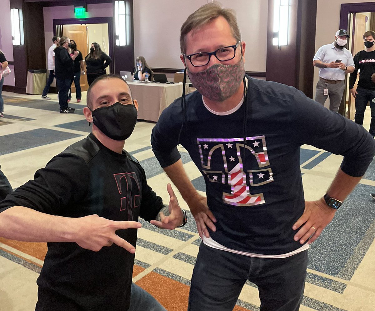 That_AzHeat's tweet photo. Can’t see it here but know it’s all smiles under the mask! Finally some face to face 😷 with the @TMobile #FearlessLeader and ALL the Sr. Leaders for coming to feel the #DesertWestHeat in AZ! @ScottMcCarthyAZ and team ready!#ProtectTheBase #TownHallKickoff https://t.co/2TTZRH5jwc