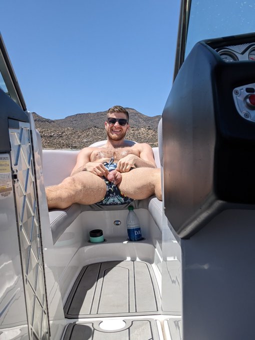 Definitely wish I could have gone fully naked on the boat, maybe next time ? #gays #gaycock #gayballs