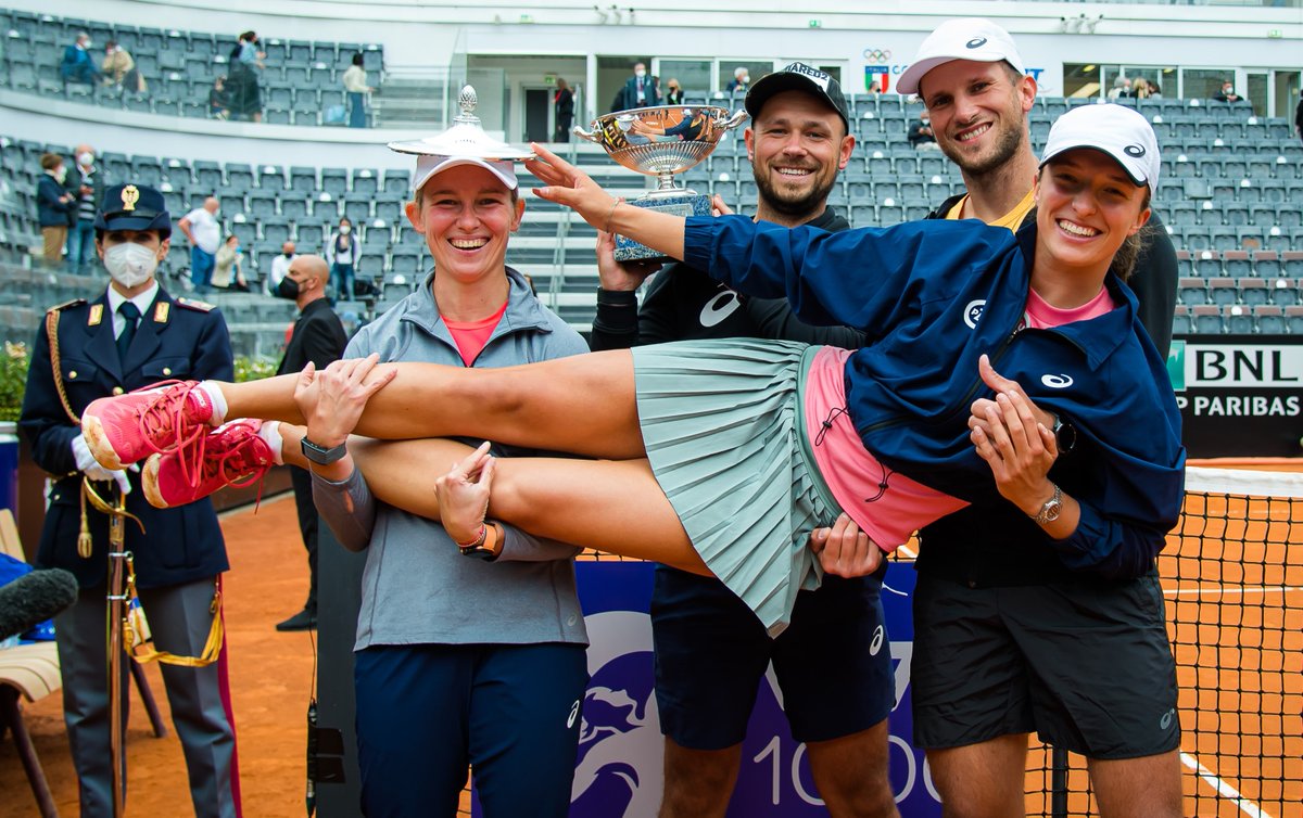 Internazionali BNL d’Italia: Iga Swiatek trionfa nell’edizione numero 78 ed entra in top ten  eurasianews.it/2021/05/17/int… <a href="/InteBNLdItalia/">Internazionali BNL d'Italia</a> <a href="/iga_swiatek/">Iga Świątek</a>