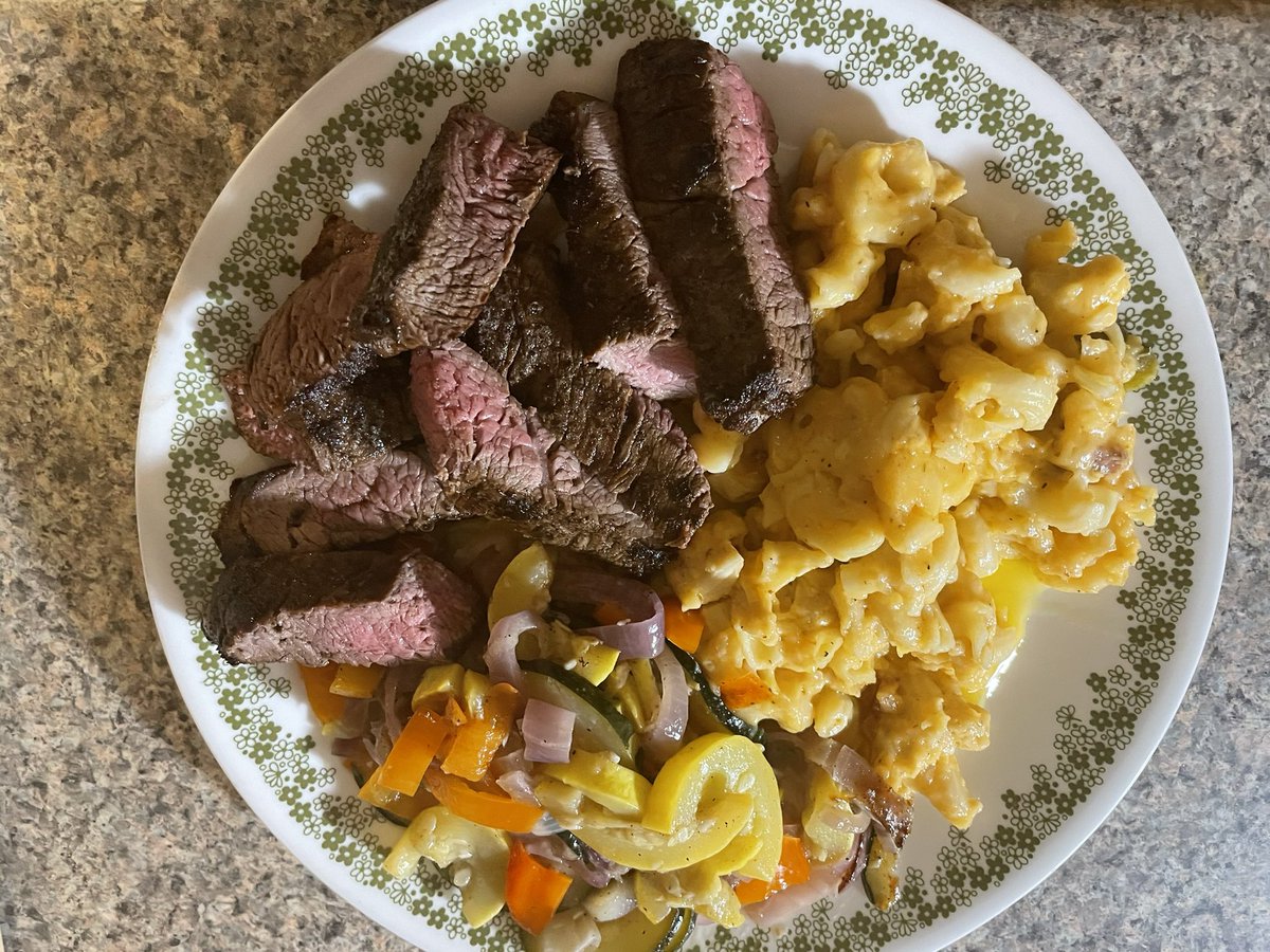 JJCABS8's tweet photo. So delicious. https://t.co/TfHHRaT7Lq